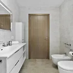 Golden Holidays, Heated Pool, Air Con, Internet, Parking Lägenhet