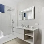 Golden Holidays, Heated Pool, Air Con, Internet, Parking Costa Adeje (Tenerife)