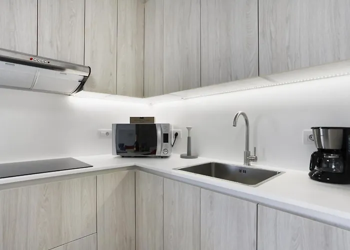 Golden Holidays, Heated Pool, Air Con, Internet, Parking Apartamento